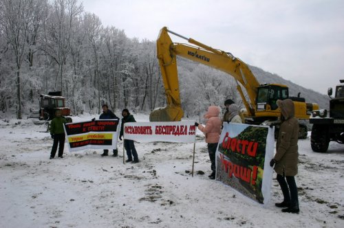 (2009.01.03) Акция гражданского сопротивления незаконному строительству дороги на Утрише