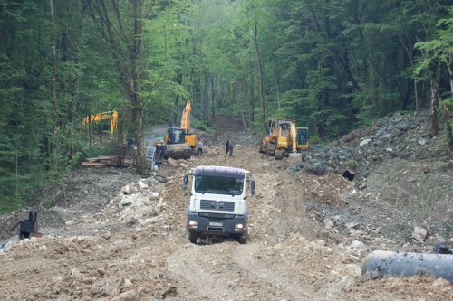 (2009.06.04) Строительство совмещенной дороги Адлер-Красная Поляна