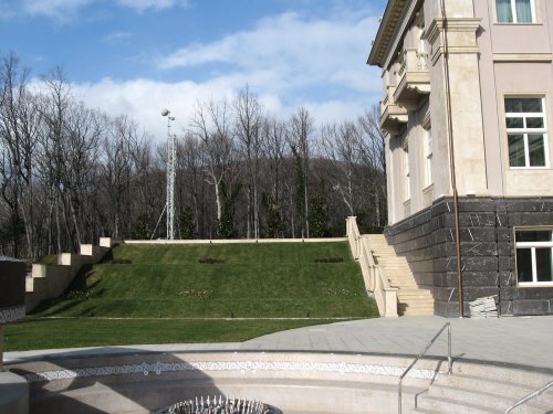 (2011.02.11) Активисты ЭкоВахты посетили дворец Путина на мысе Идокопас