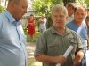 Валерий Курлов беседует с главой Абинского поселения Виктором Кухаревым