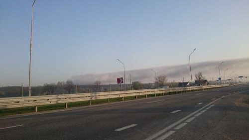 Трассу М4 "Дон" заволокло дымом из-за непрекращающегося пожара на свалке в Горячем Ключе