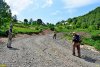 Активисты ЭВСК инспектируют построенный без разрешительной документации участок дороги на Лунную Поляну на склоне горы Фишт