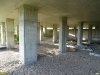 Монолитный бетон в основании каменного особняка, построенного в парке Врунгеля