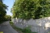 Капитальное бетонное ограждение, незаконно построенное на землях лесного фонда по улице Ростовской в Лермонтово