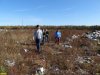 Активисты ЭВСК инспектируют территорию заброшенной свалки возле керамзитового завода на окраине леса Хлибизи
