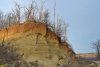 Разноцветные слои песка в бывшем карьере в районе пос.Черноморского (Северский район)