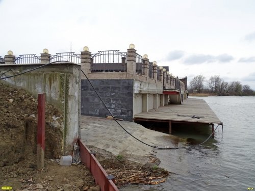 Жилые дома ЖК "Лазурный берег" построены на берегу озера Старая Кубань