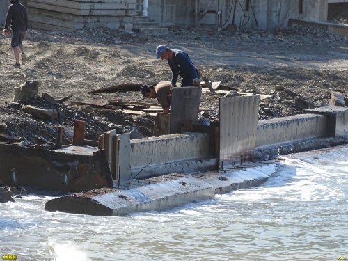 Разрушение и транформация берега Чёрного моря на территории курорта "A-More" (Джубга)