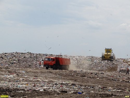 На полигоне в хуторе Копанском (Краснодар) в основном размещаются несортированные отходы