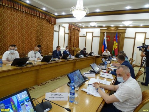 Совещание 3 августа 2020 года под руководством губернатора Кубани Вениамина Кондратьева