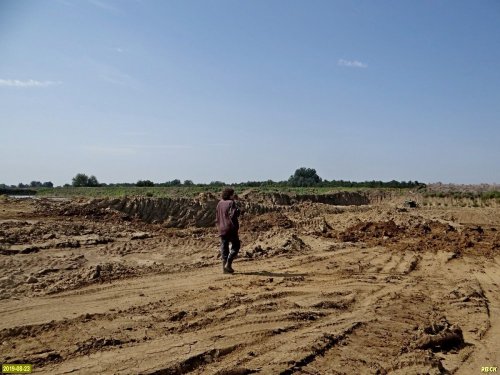 Экологическая Вахта инспектирует незаконный глиняный карьер возле посёлка Ильский в Северском районе