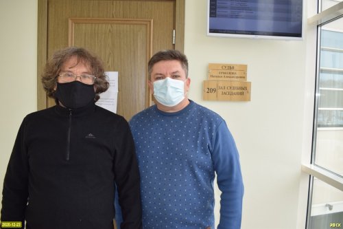 Андрей Рудомаха и Алексей Айвазов в арбитрижном суде после оглашения решения о сноси вышки связи