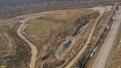 Токсичное "озеро" на закрытой гулькевичской районной свалке