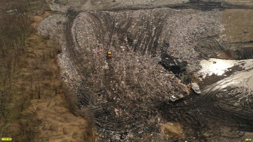 Кропоткинская городская свалка "наползает" на окружающую территорию