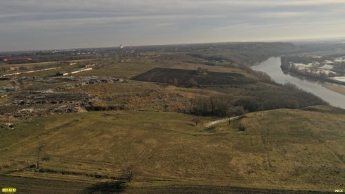 Тбилисская районная свалка расположена рядом с рекой Кубанью