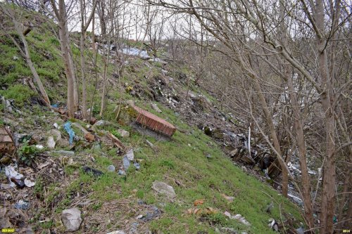 Свалка в Теучежском районе: обезображенный овраг на границе с лесом Шундук