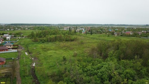 Центральная и северная (на дальнем плане) части урочища Парк в станице Марьянской 
