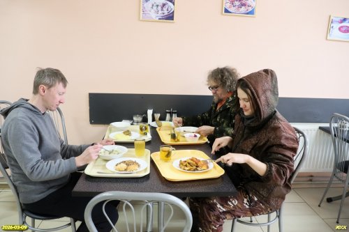 Обед в столовой (ст.Новотитаровская)