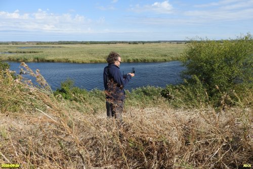 Координатор ЭВСК А.Рудомаха на обследовании Пискуновского высокого берега Бейсуга